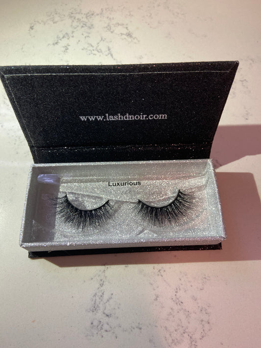 Luxurious Strip Lash